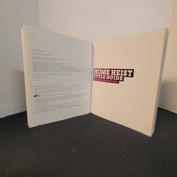 Rare HGTV Colin and Justin autographed signed home design book - Picture 5 of 6